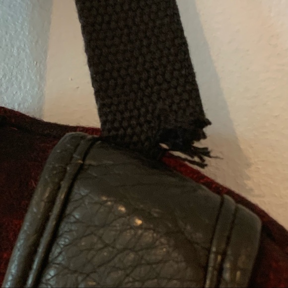 New Roxy Red Black Plaid Great Outdoors midsize Backpack Women’s Kids - Picture 15 of 16